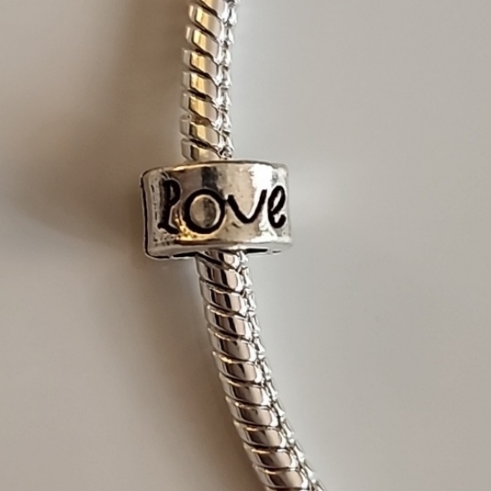 Love single Word Spacer Charm for European Style Bracelets Fits Pandora